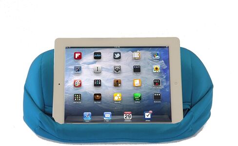 Renegade Concepts: Lap PRO - حامل/صينية Universal Beanbag Lap Stand ملحق للكمبيوتر اللوحي iPad وAcer وNexus وجميع أجهزة Android اللوحية وأجهزة القراءة الإلكترونية والكتب وأجهزة Google (أحمر)- in Kuwait