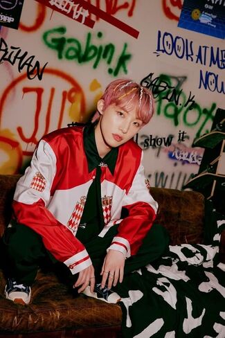 JWiiver Jtrap الألبوم الصغير الأول CD+1p ملصق+119p PhotoBook+2p PhotoCard+1p ملصق+1p بولارويد+1p بطاقة بريدية+1p Life 4Cut+تتبع Kpop مختوم in Saudi Arabia