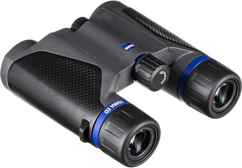 منظار الجيب ZEISS Terra ED صغير الحجم ومقاوم للماء وسريع التركيز مع زجاج مطلي للحصول على وضوح مثالي في جميع الظروف الجوية لمشاهدة الطيور والصيد ومشاهدة المعالم السياحية in Saudi Arabia