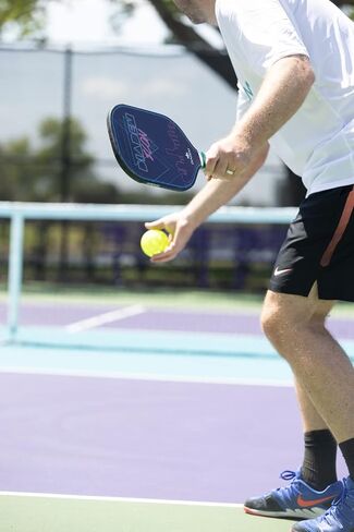 Diadem ICON Performance Pickleball Paddle | Graphite Carbon Fiber, Honeycomb Core, Fiberglass Face, Ultra Sleek Edge Guard, Spin Friendly | Indoor/Outdoor | USAPA Approved in Saudi Arabia