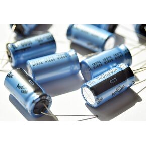 4 pcs Nichicon KA Capacitors 50V 220uf Audio Grade