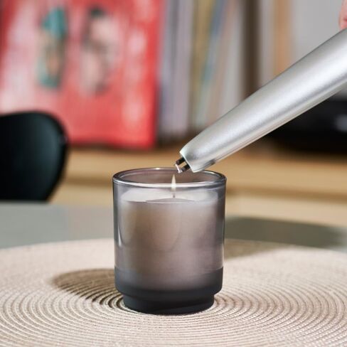 USB LIGHTER CO. MJR Electric Arc Lighter - Flameless Lighter with USB Rechargeable Battery & Safety Switch - Easy to Hold & Windproof Long Electric Candle Lighter for Gifts, Kitchen, Home, & Outdoors in Saudi Arabia