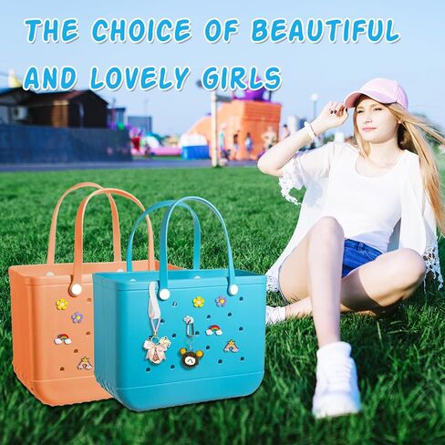 8 Pack Hooks Accessories for Bogg Bag Key Holder Bogg Bag Insert Charm Carabiner Keychain for Bogg Bag Beach Tote Bag in Kuwait