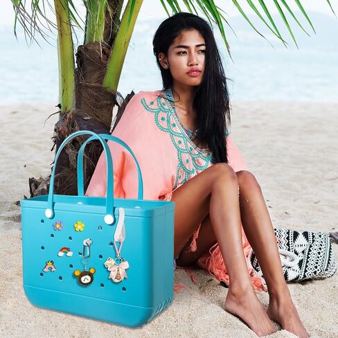 8 Pack Hooks Accessories for Bogg Bag Key Holder Bogg Bag Insert Charm Carabiner Keychain for Bogg Bag Beach Tote Bag in Kuwait