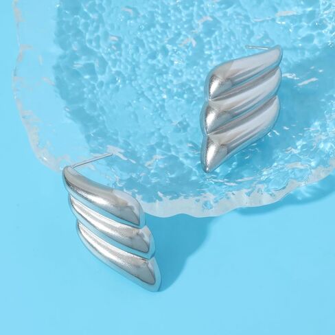 أقراط ذهبية فاخرة عتيقة للنساء - تصميم جناح كبير الحجم عصري للأناقة العصرية in Kuwait