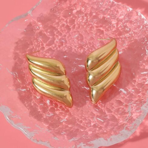 Luxury Vintage Gold Statement Earrings for Women - Trendy Chunky Oversized Wing Design for Fashionable Elegance in Saudi Arabia