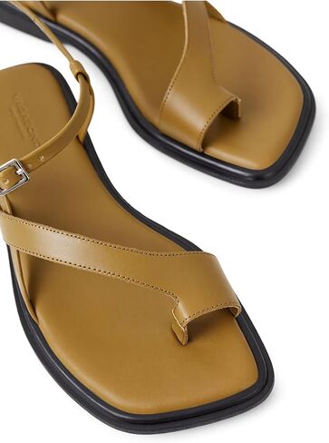 Women's Sandal in Saudi Arabia