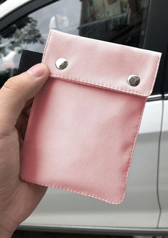 حقيبة فاراداي لمفتاح السيارة، واقي مفتاح السيارة الذي يحجب إشارة RFID، واقي قفص فاراداي (أخضر) in Kuwait