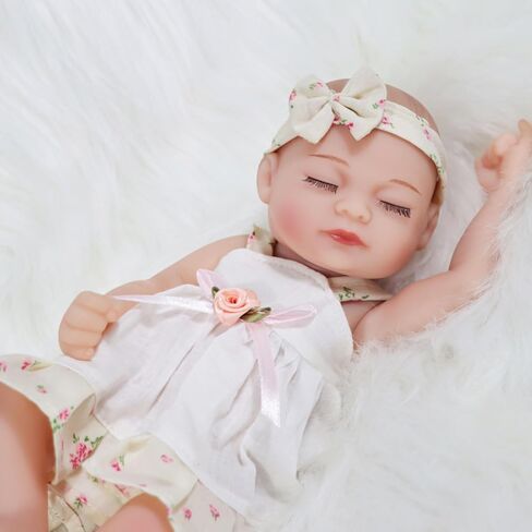 10 Inch Sleeping Newborn Baby Doll, Reborn Alive Soft Silicone Vinyl Baby Girl, Realistic Close Eyes Doll Gift Set for Ages 3+ in Saudi Arabia