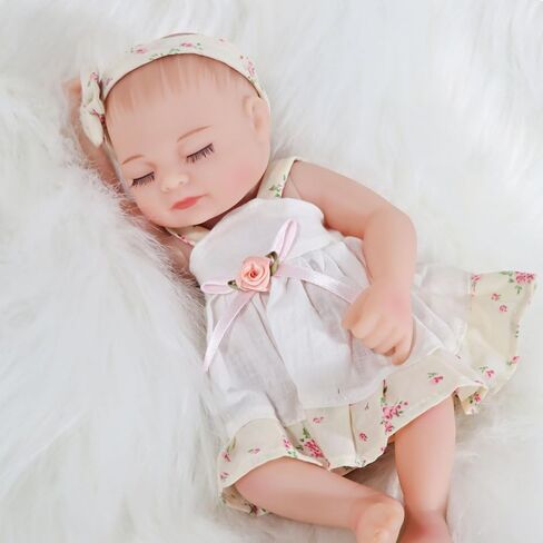10 Inch Sleeping Newborn Baby Doll, Reborn Alive Soft Silicone Vinyl Baby Girl, Realistic Close Eyes Doll Gift Set for Ages 3+ in Saudi Arabia