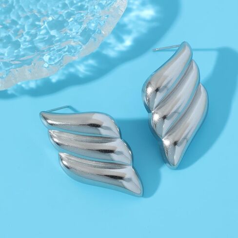 أقراط ذهبية فاخرة عتيقة للنساء - تصميم جناح كبير الحجم عصري للأناقة العصرية in Kuwait