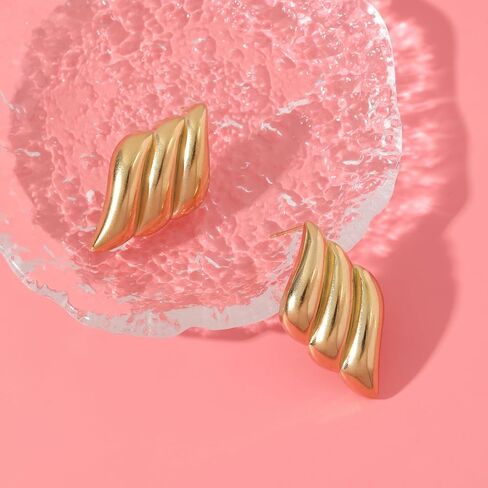 Luxury Vintage Gold Statement Earrings for Women - Trendy Chunky Oversized Wing Design for Fashionable Elegance in Saudi Arabia