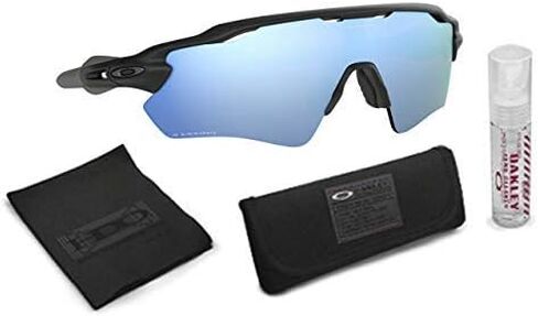 نظارات Oakley Radar EV Path الشمسية (إطار أسود غير لامع/عدسة مستقطبة مائية عميقة) مع مجموعة تنظيف العدسات (أسود) in Saudi Arabia