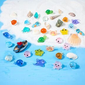 28pcs Resin Ocean Animal Figurines, Miniature Sea Animals Cute Mini Underwater Marine Animals Glow in The Dark Small Aquatic Figurines Ornament for DIY Fish Tank Garden Party Favor Decor