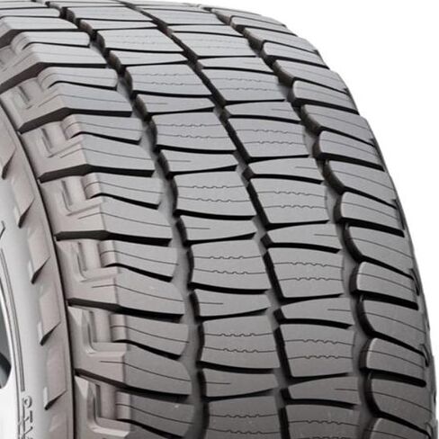 Uniroyal Laredo AT All Terrain 235/75R15 109T XL إطار الشاحنة الخفيفة in Kuwait