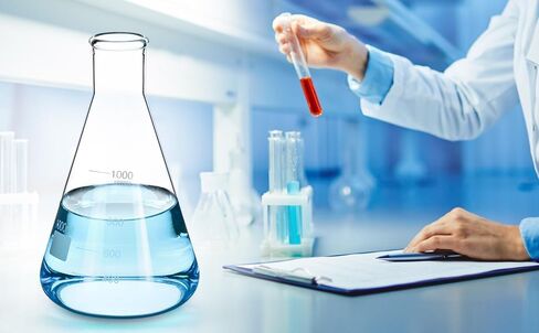 QWORK Erlenmeyer Flask Set, 2 Pcs 500ML Borosilicate Glass Conical Flasks with Narrow Mouth, Printed Scale, for Lab, Classroom, Kitchen, Craft, Home in Saudi Arabia