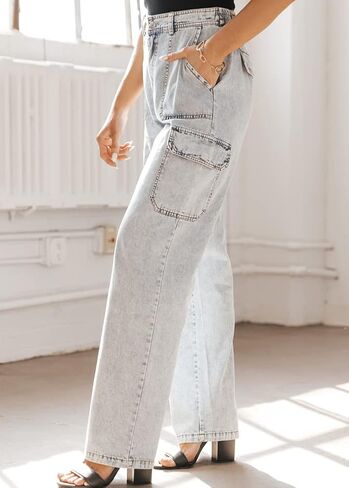 chouyatou Women's Boyfriend Multi-Pocket Cargo Jeans Y2K Streetwear Wide Leg Washed Denim Pants in Saudi Arabia