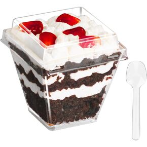 أكواب حلوى باراسيتي بوزن 2 أونصة مع أغطية وملاعق، 50 قطعة من أكواب بارفيه بلاستيكية مربعة صغيرة مع أغطية، أكواب حلوى للاستعمال مرة واحدة للكعك والفواكه in Kuwait