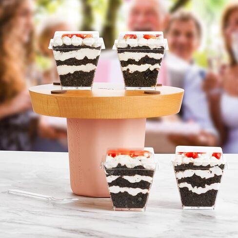 أكواب حلوى باراسيتي بوزن 2 أونصة مع أغطية وملاعق، 50 قطعة من أكواب بارفيه بلاستيكية مربعة صغيرة مع أغطية، أكواب حلوى للاستعمال مرة واحدة للكعك والفواكه in Kuwait