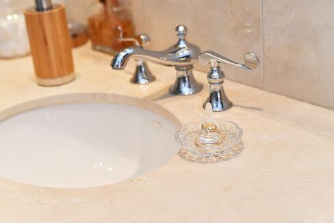 Home-X حامل حلقي زجاجي كريستالي in Kuwait