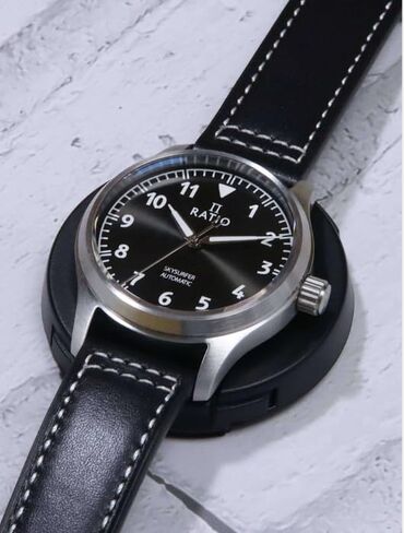 ساعة RATIO Pilot Style Watch بحزام جلدي وعرض تناظري وكريستال ياقوتي ياباني أوتوماتيكي 200 متر مقاومة للماء كاجوال لباس رسمي للرجال in Kuwait