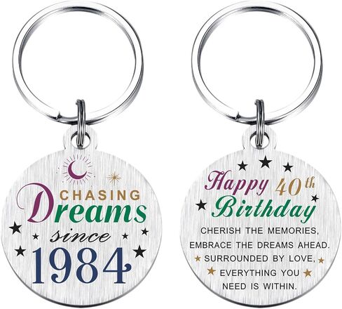 هدايا عيد الميلاد الأربعين من تنويه للرجال والنساء، سلسلة مفاتيح عيد ميلاد ولدت في عام 1984، هدايا عيد ميلاد عمرها 40 عامًا، مطاردة الأحلام منذ عام 1984 in Kuwait
