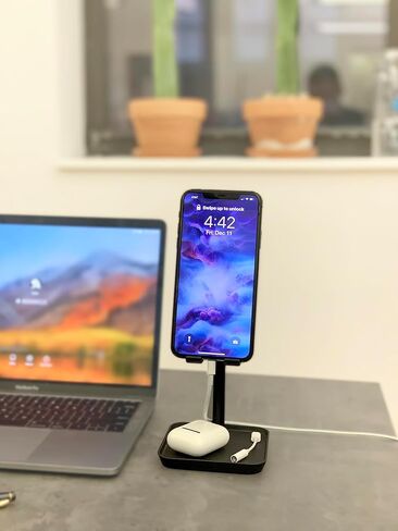 حامل هاتف مثالي عالمي قابل للتمديد ومريح وقابل للتعديل من Kikkerland مع صينية، أسود، للمنزل والمكتب وسطح المكتب in Kuwait