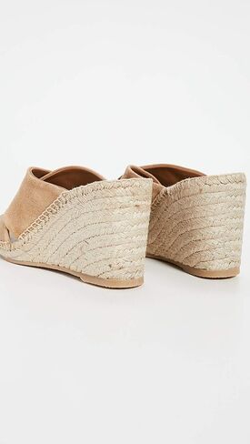 حذاء Gaelan Espadrille النسائي من Vince in Kuwait