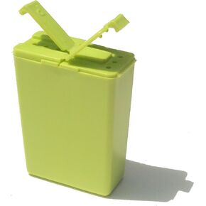Tupperware Personal Salt and Pepper Shaker Pocket Size Wasabi Green