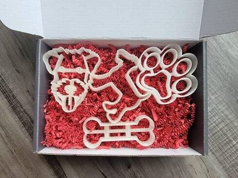 Airedale Terrier Cookie Cutter and Dog Treat Cutter - Dog Face - 3 inch in Saudi Arabia