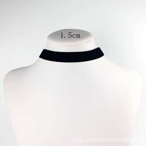Classic Black Velvet Choker Necklace Gothic Stretch Collar Necklace Comfortable Ribbon Choker Necklace Cosplay Punk Jewelry for Women Girls in Saudi Arabia