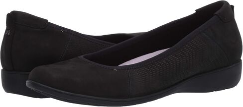 Aravon Women's Abbey Ballet Flat in Kuwait