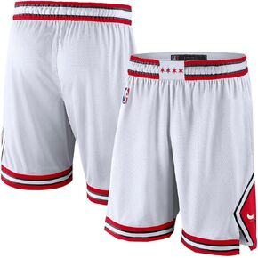 شورت Chicago Bulls NBA Kids Youth 8-20 Association Edition باللون الأبيض في الملعب Swingman Performance in Saudi Arabia