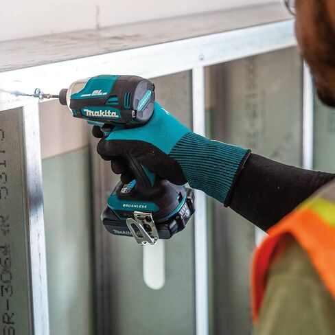 Makita XDT19R 18V LXT® Lithium-Ion Compact Brushless Cordless Quick-Shift Mode™ 4-Speed Impact Driver Kit (2.0Ah) in Saudi Arabia
