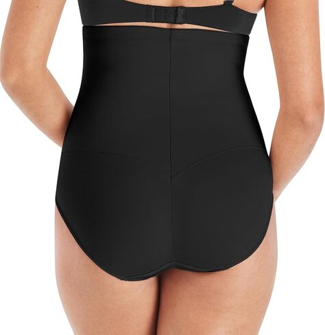 ملابس داخلية نسائية ذات خصر عالٍ من Maidenform، ملابس داخلية ذات تحكم ثابت، ملابس داخلية مريحة ورائعة in Saudi Arabia