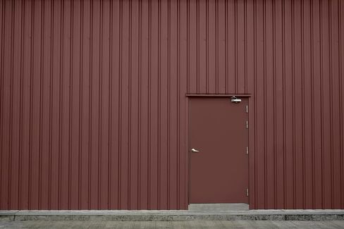 بخاخ تمهيدي احترافي من Rust-Oleum 7569838-6PK، 15 أونصة، أحمر مسطح، 6 عبوات in Kuwait