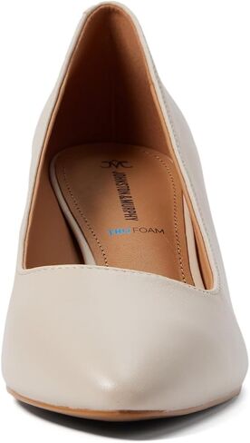 Johnston & Murphy Women's Vicki Pump in Saudi Arabia