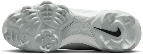 Nike womens Cleats in Saudi Arabia