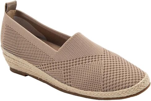 David Tate Women's Bianca Pump in Saudi Arabia
