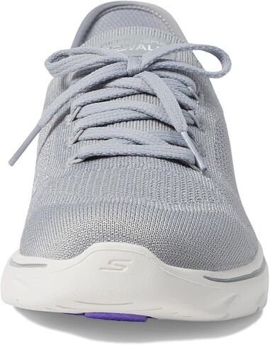 حذاء رياضي Go Walk 7 للنساء من Skechers بدون استخدام اليدين in Kuwait