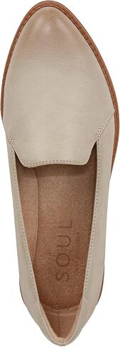 Naturalizer women's Classic Loafer in Kuwait