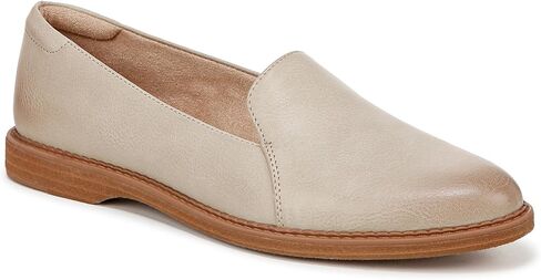 Naturalizer women's Classic Loafer in Kuwait
