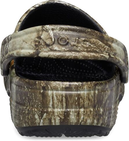 Crocs Unisex-Adult Classic Realtree Clog, Multi APX, 6 Men/8 Women in Saudi Arabia