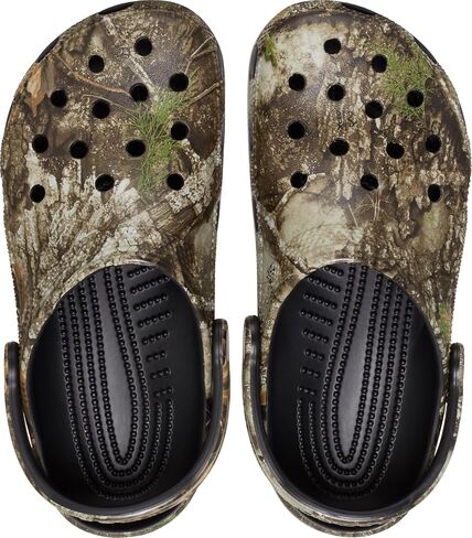 Crocs Unisex-Adult Classic Realtree Clog, Multi APX, 6 Men/8 Women in Saudi Arabia
