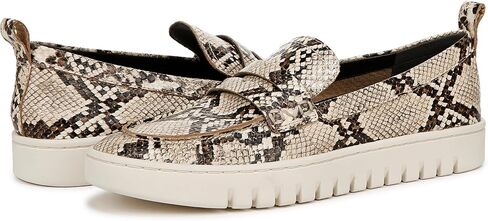 Vionic Women's Uptown Loafer in Saudi Arabia