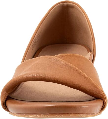 SoftWalk Women's Cypress Sandal in Saudi Arabia