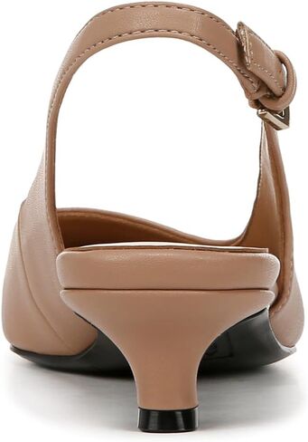 Naturalizer Women's Classic Pump in Kuwait