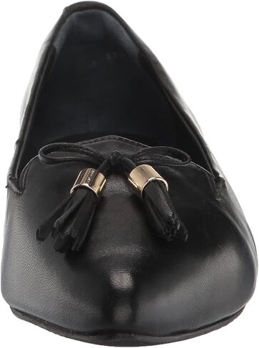 Trotters Women's Flats in Saudi Arabia