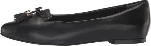 Trotters Women's Flats in Saudi Arabia