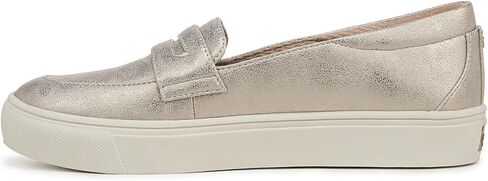 Dr. Scholl's Shoes women's Classic Loafer in Saudi Arabia